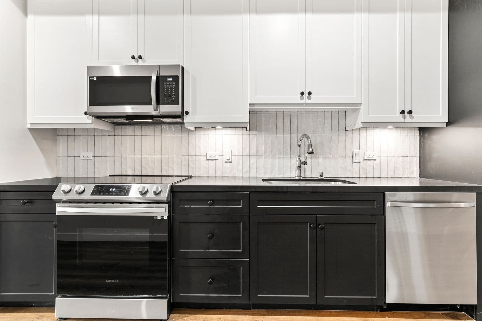 Los Angeles Apartment: 1818 N. Cherokee Ave
