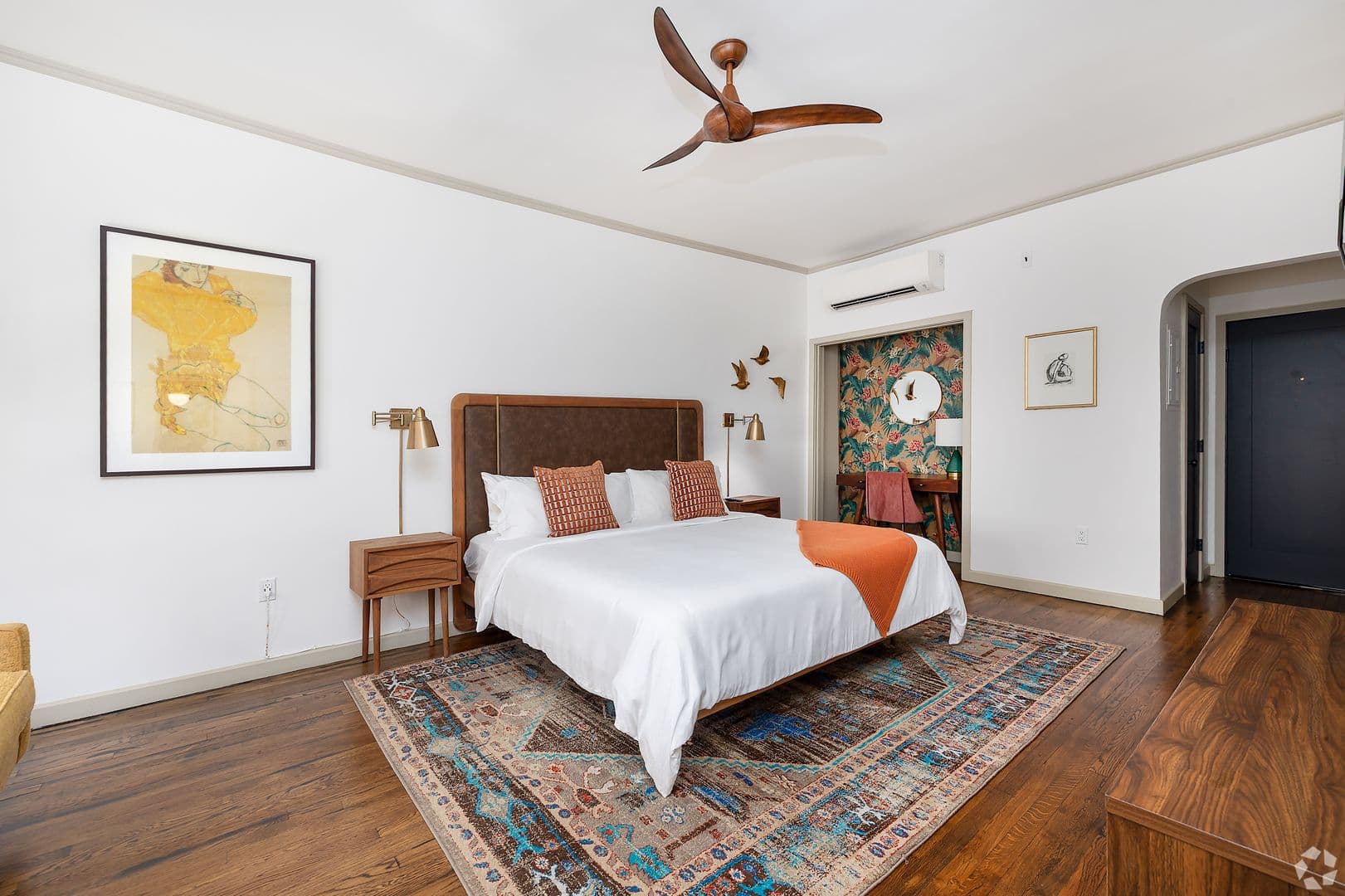 Los Angeles Apartment: 1830 N. Cherokee Ave.