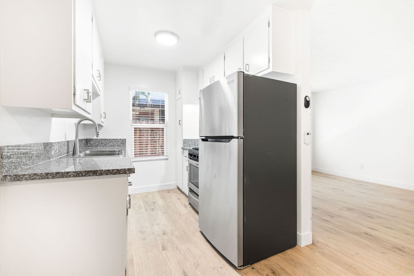 Valley Village Apartment: 5330 Corteen Place