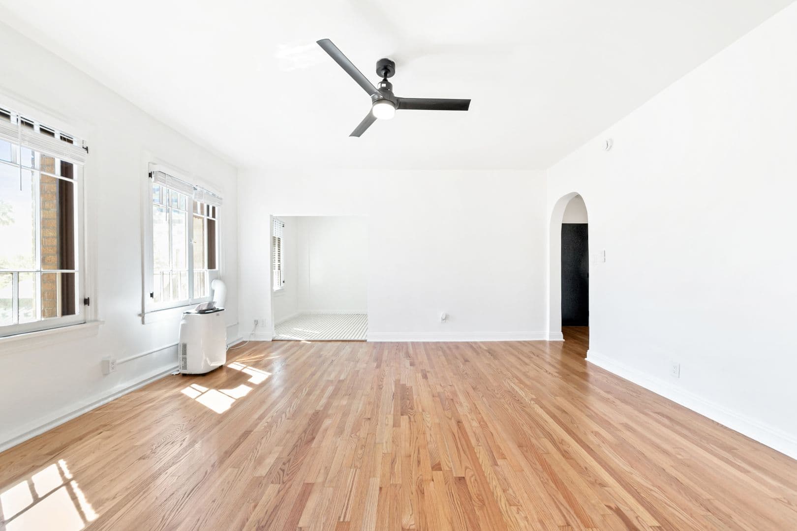 Los Angeles Apartment: 1775 N. Orange Drive