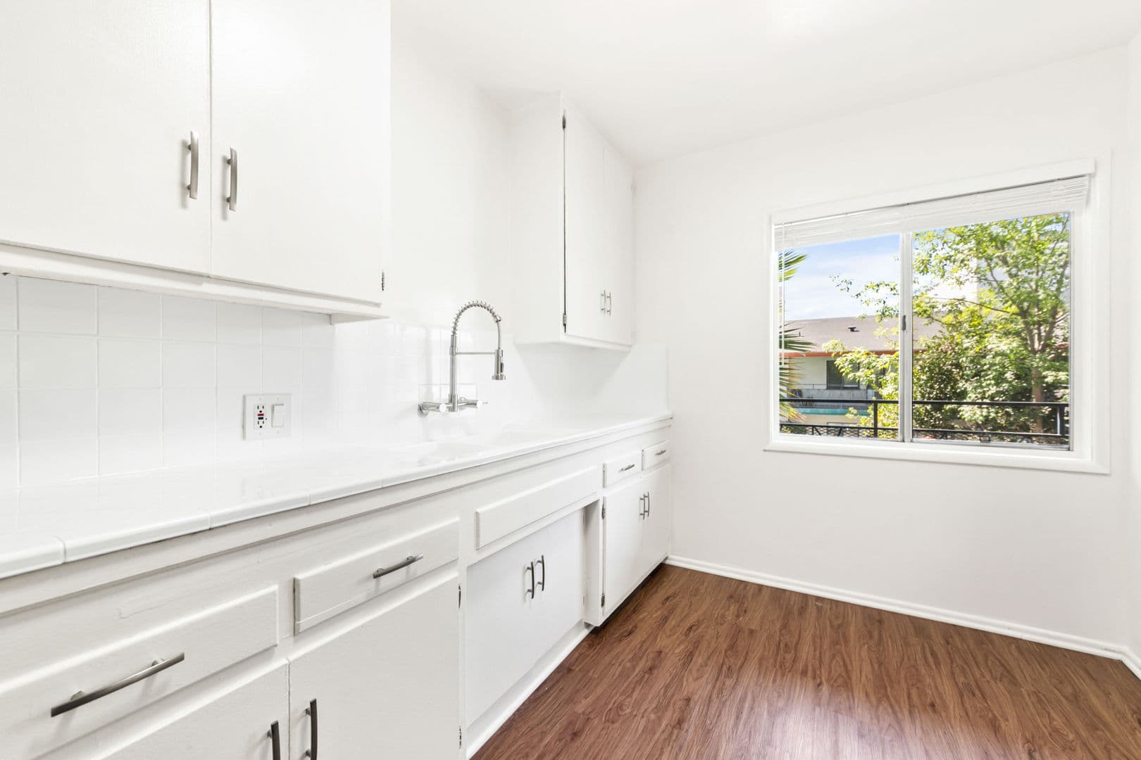 Los Angeles Apartment: 1737 N. Orange Drive