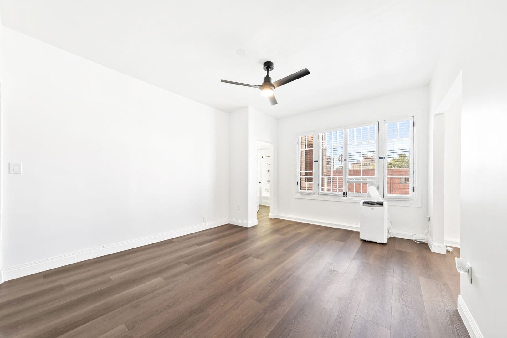 Los Angeles Apartment: 1775 N. Orange Drive