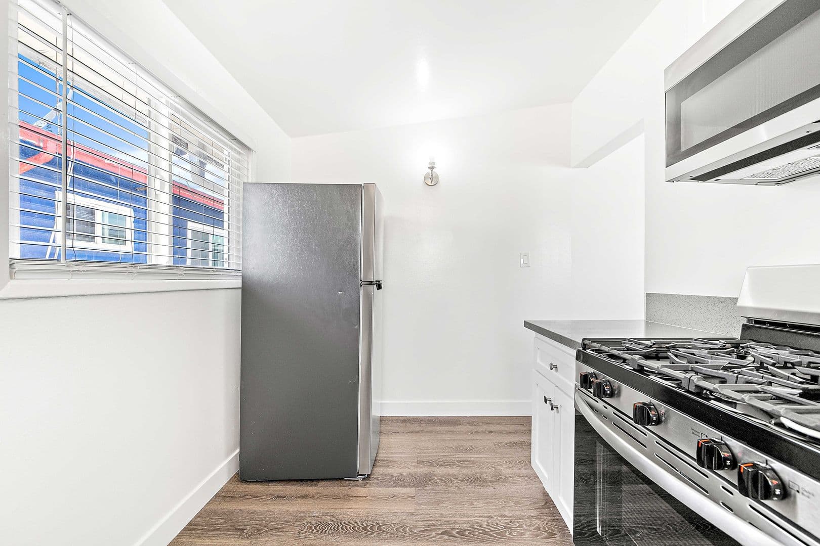 Los Angeles Apartment: 4115 Palmwood Dr.