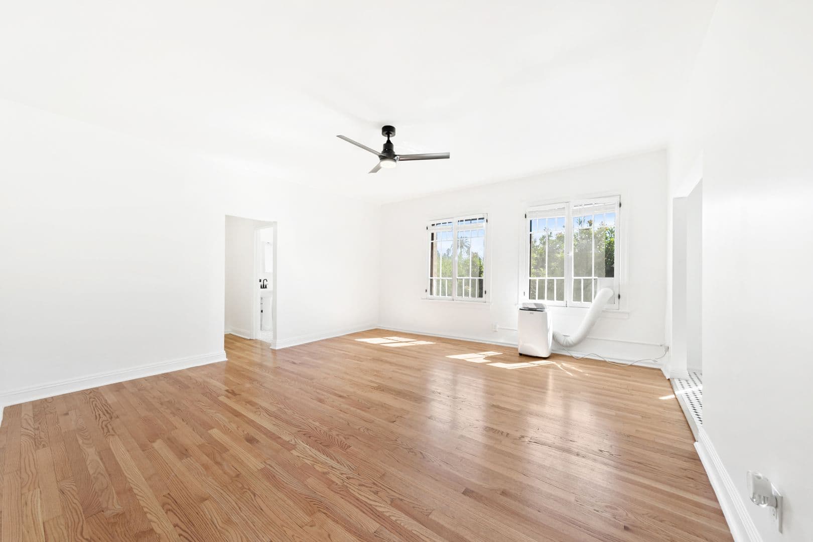 Los Angeles Apartment: 1775 N. Orange Drive