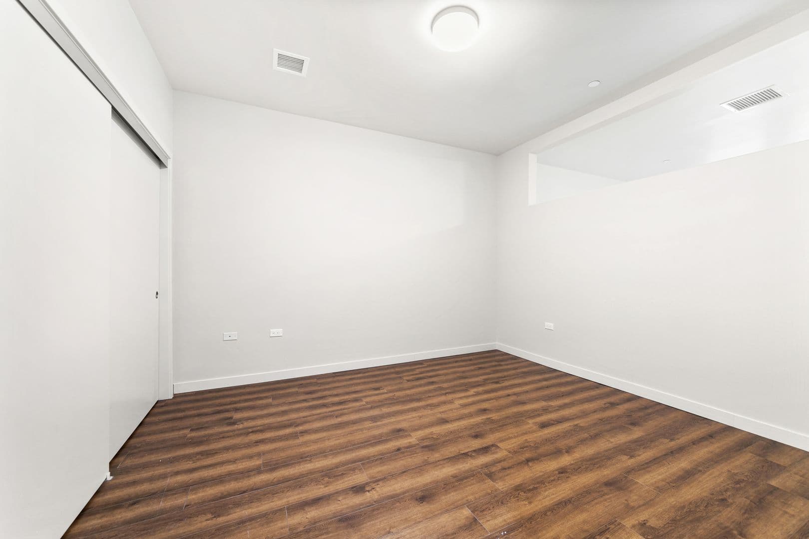 Los Angeles Apartment: 1818 N. Cherokee Ave