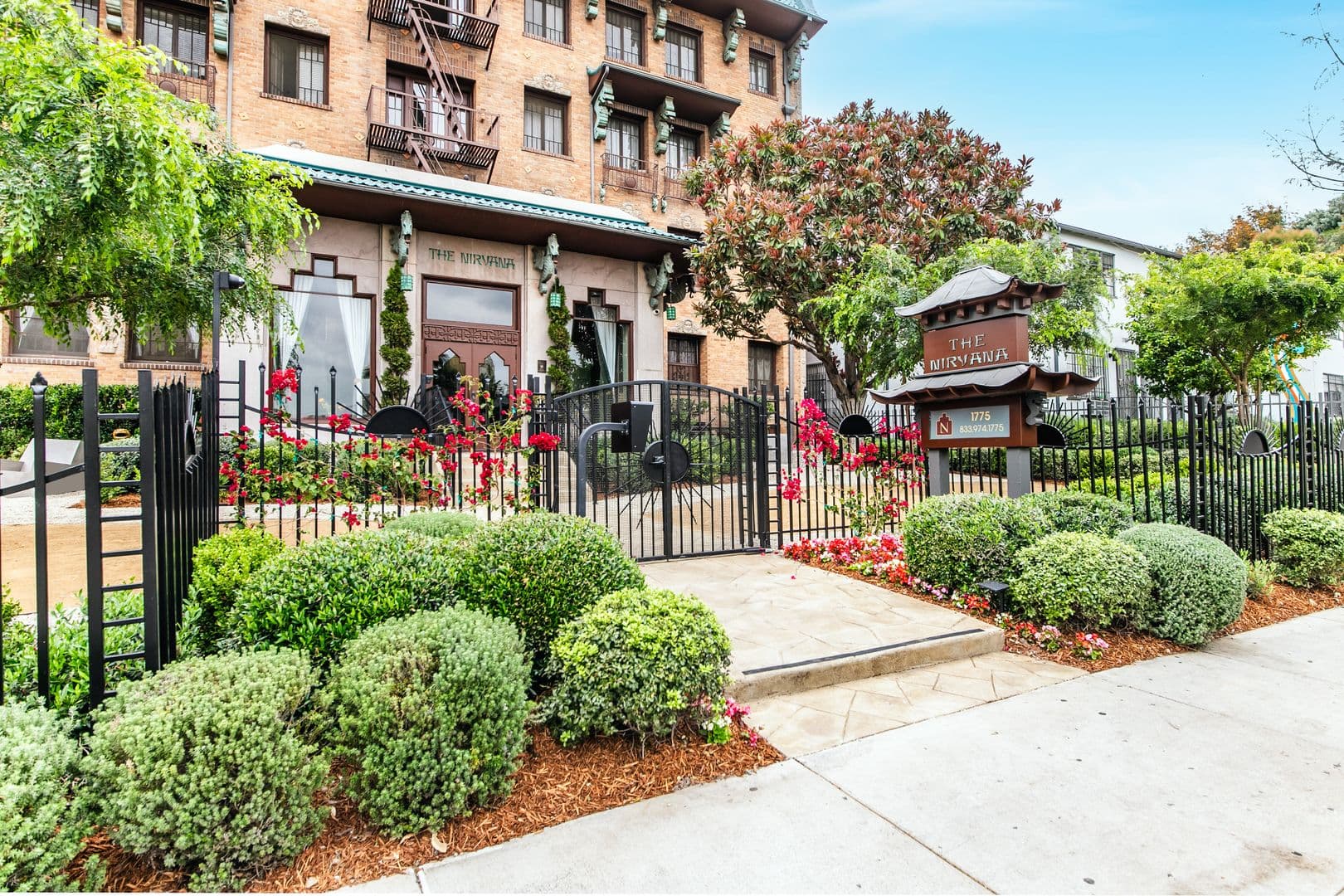 Los Angeles Apartment: 1775 N. Orange Drive