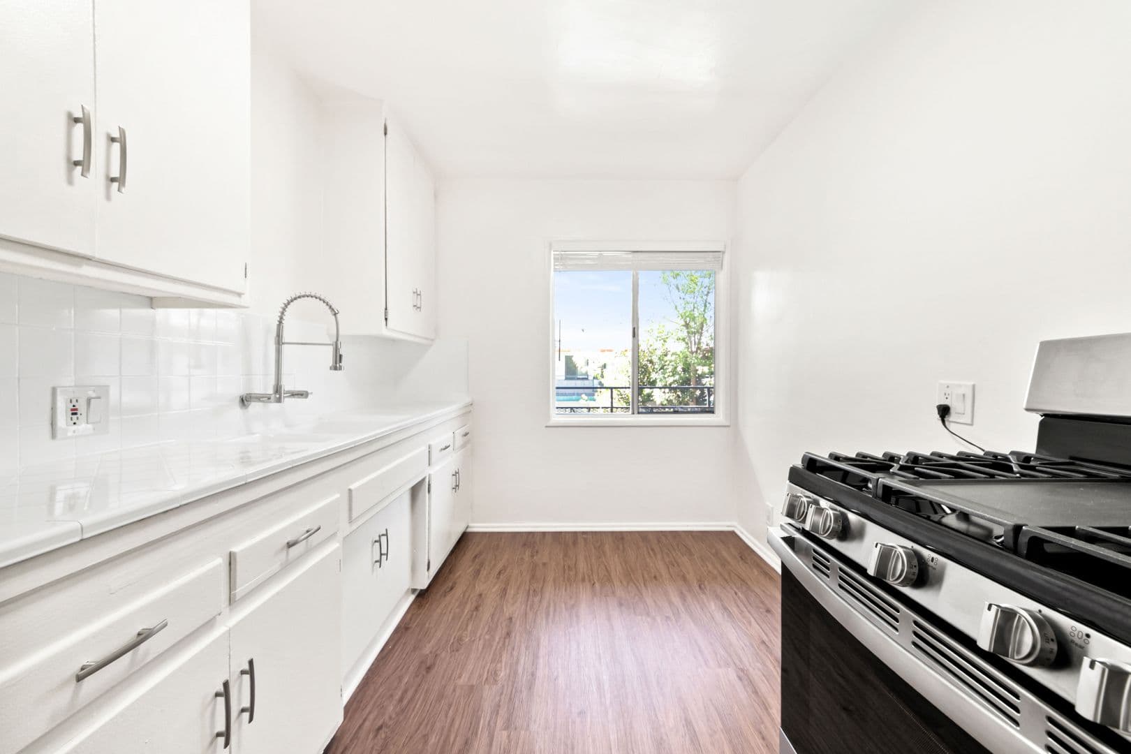 Los Angeles Apartment: 1737 N. Orange Drive