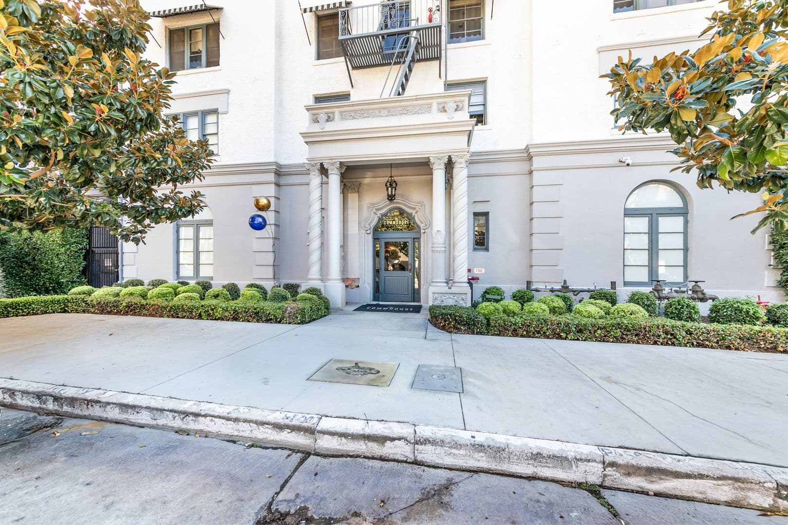 Los Angeles Apartment: 1830 N. Cherokee Ave.