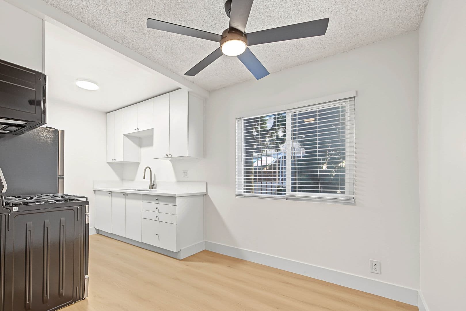 Los Angeles Apartment: 2025 S. Bedford Street