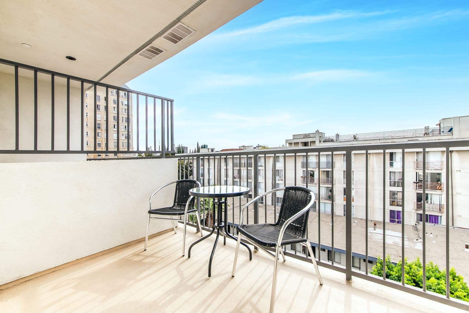 Los Angeles Apartment: 1818 N. Cherokee Ave