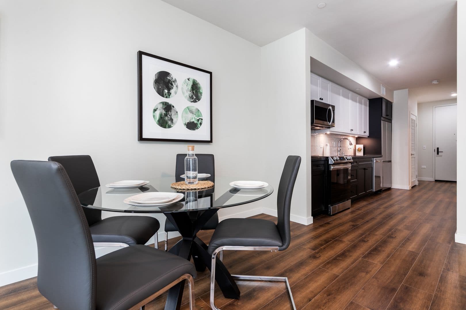 Los Angeles Apartment: 1818 N. Cherokee Ave