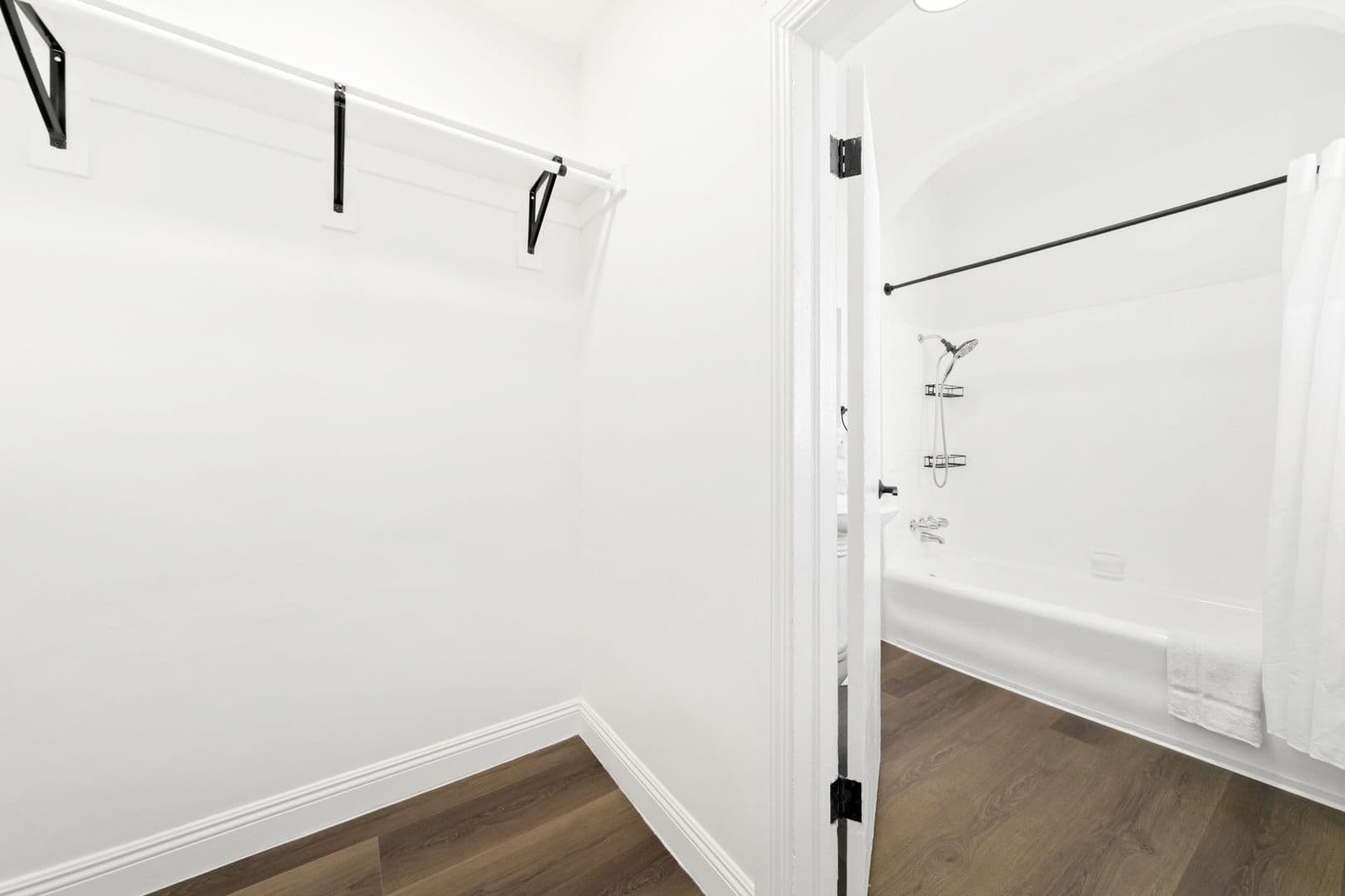 Los Angeles Apartment: 1775 N. Orange Drive