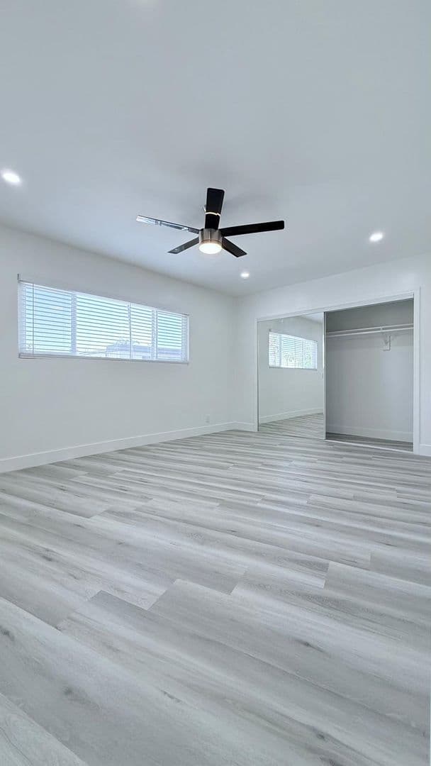 Los Angeles Apartment: 3919 Ursula Ave.
