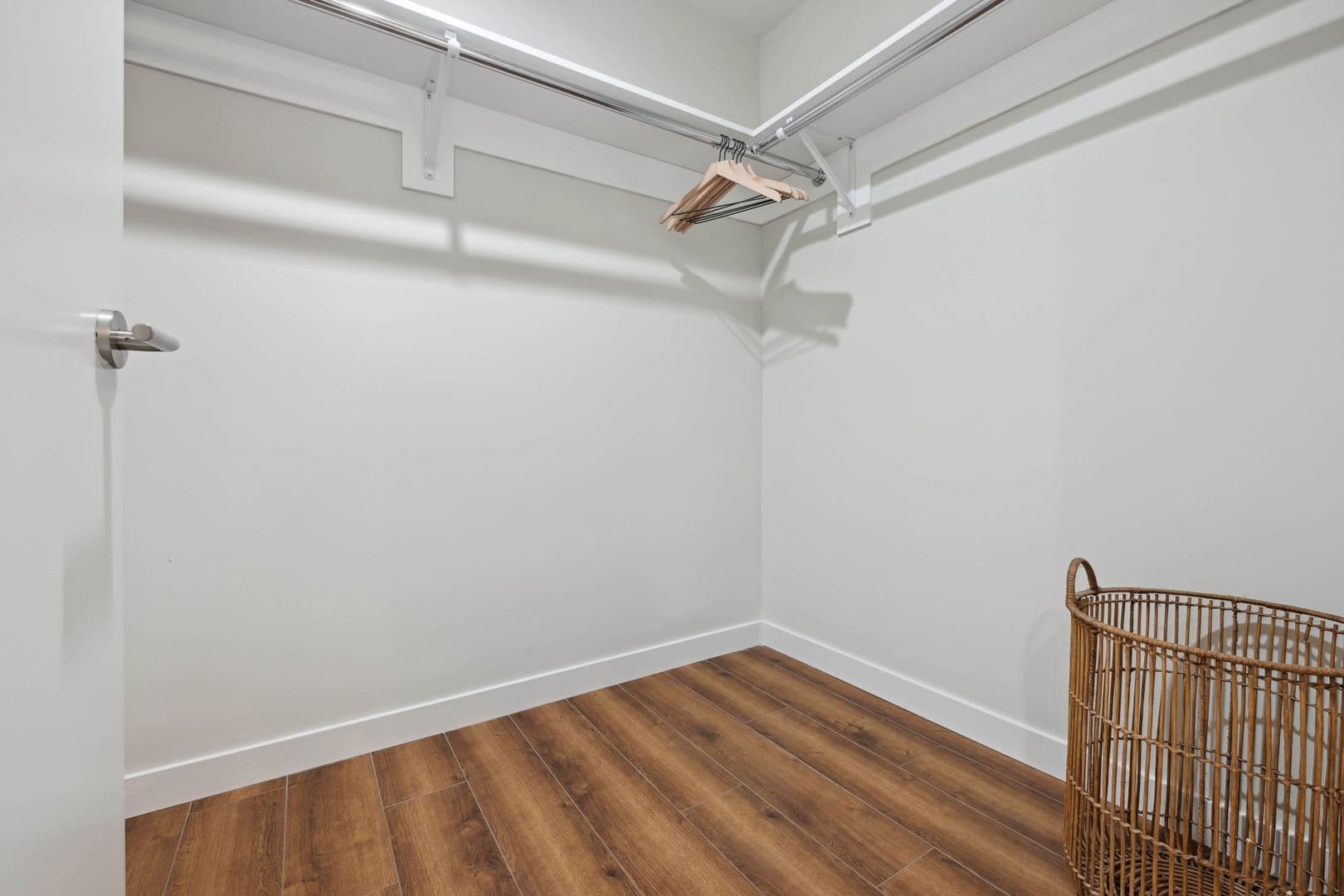 Los Angeles Apartment: 1818 N. Cherokee Ave