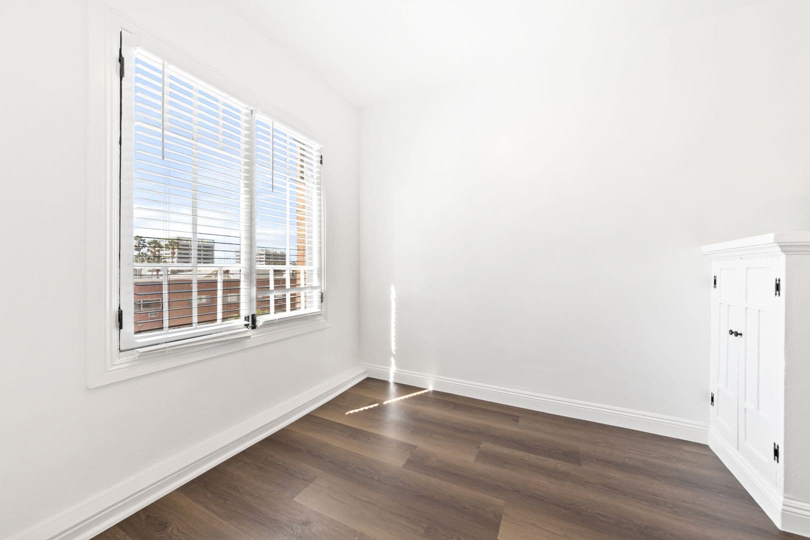 Los Angeles Apartment: 1775 N. Orange Drive