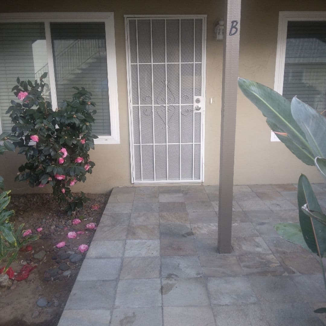 EL CAJON Apartment: 567 CHAMBERS ST