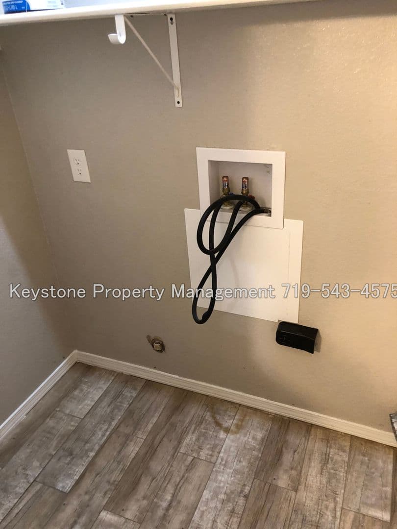 Pueblo West Apartment: 486 W. Bellflower Drive