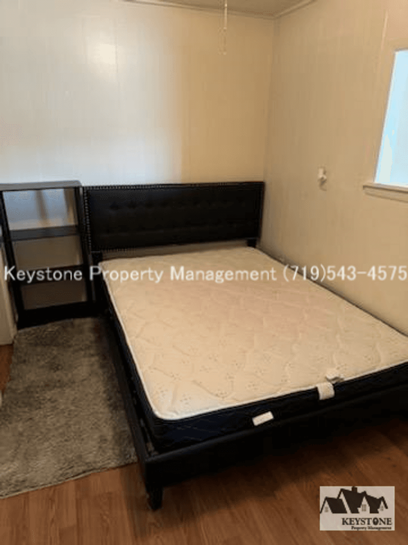 Pueblo Apartment: 300 E. 3rd Street #5