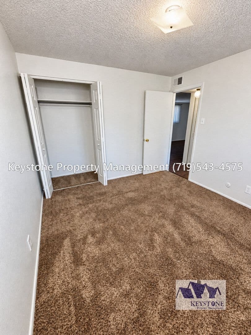 Pueblo Apartment: 229 Bonnymede Road