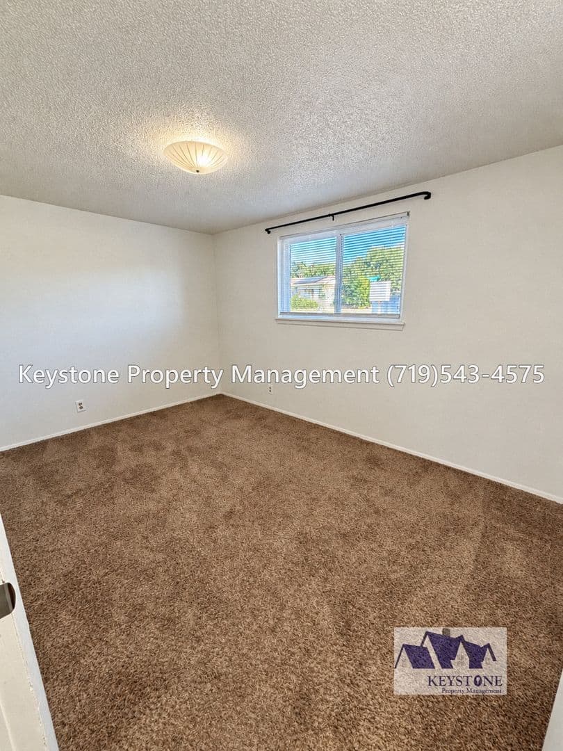 Pueblo Apartment: 229 Bonnymede Road