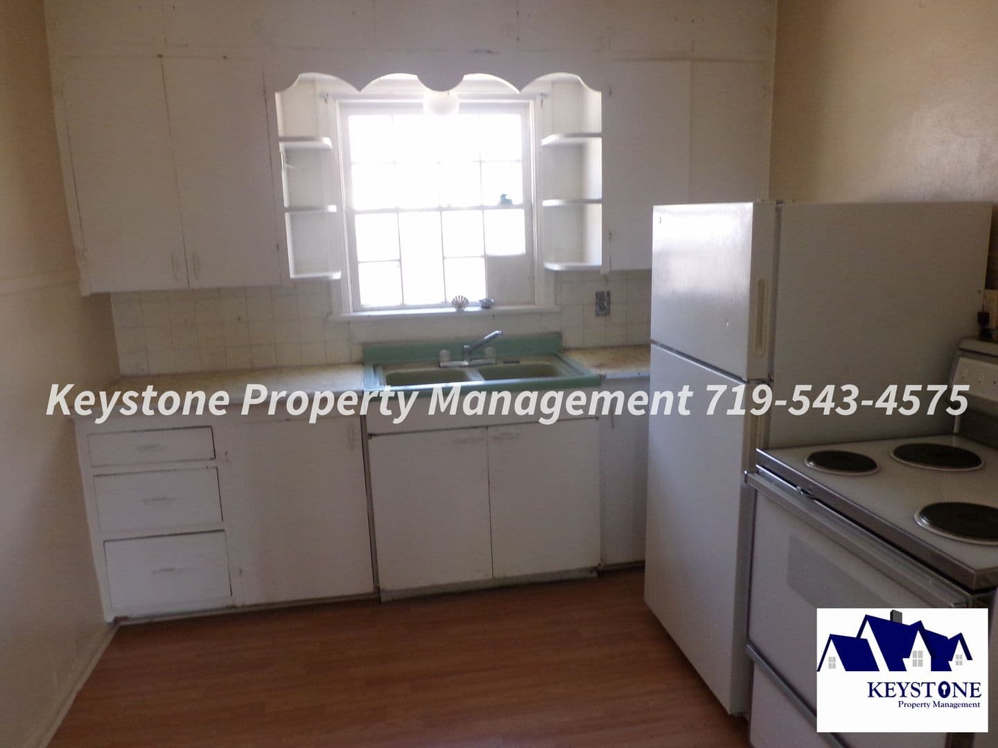 Pueblo Apartment: 1909 E. 10th Street