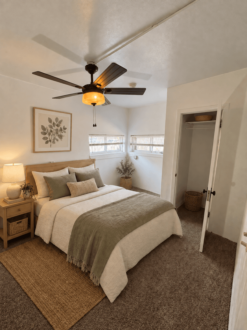 Pueblo House: 901 W. 10th Street