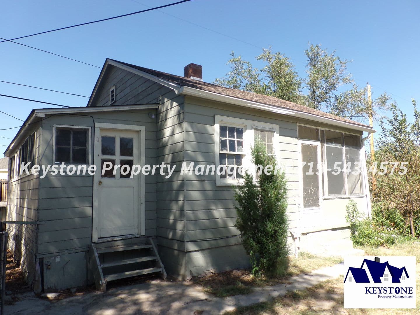 Pueblo Apartment: 1909 E. 10th Street