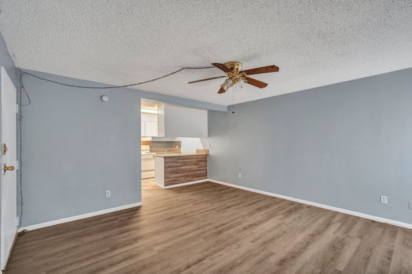 Las Vegas Apartment: 424 S. 13th St