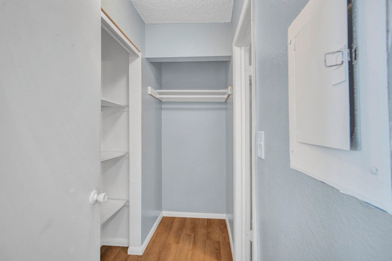 Las Vegas Apartment: 424 S. 13th St