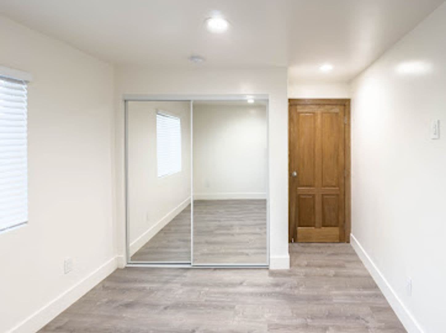 Oceanside Apartment: 1202 Missouri Avenue