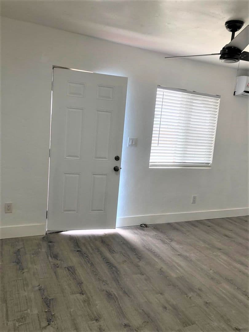 National City Apartment: 420 Q Ave