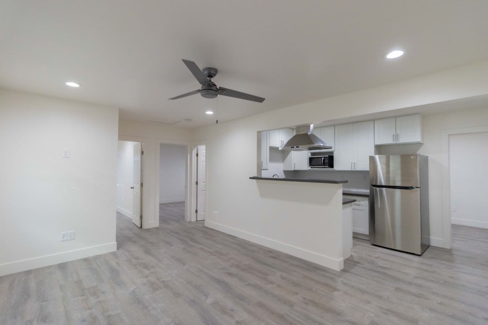National City Apartment: 1425-1433 Highland Avenue