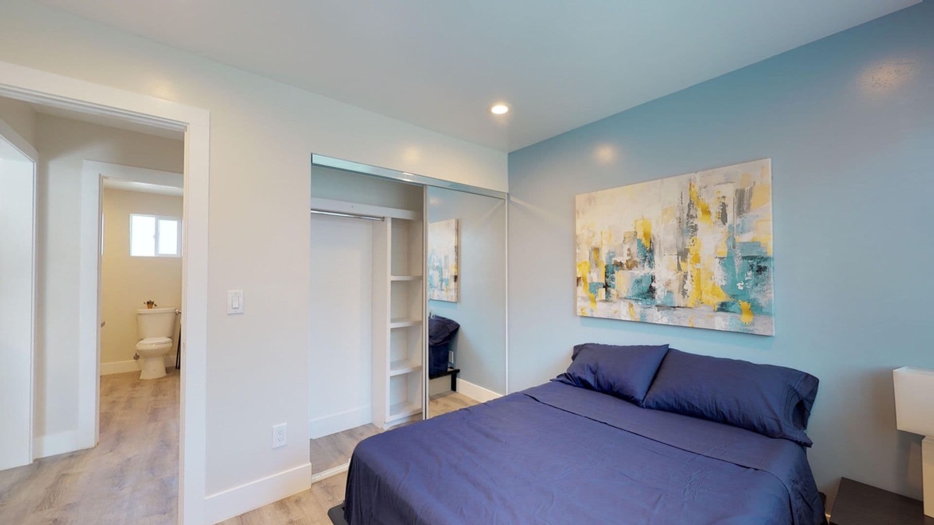 Oceanside Apartment: 415 Grant St