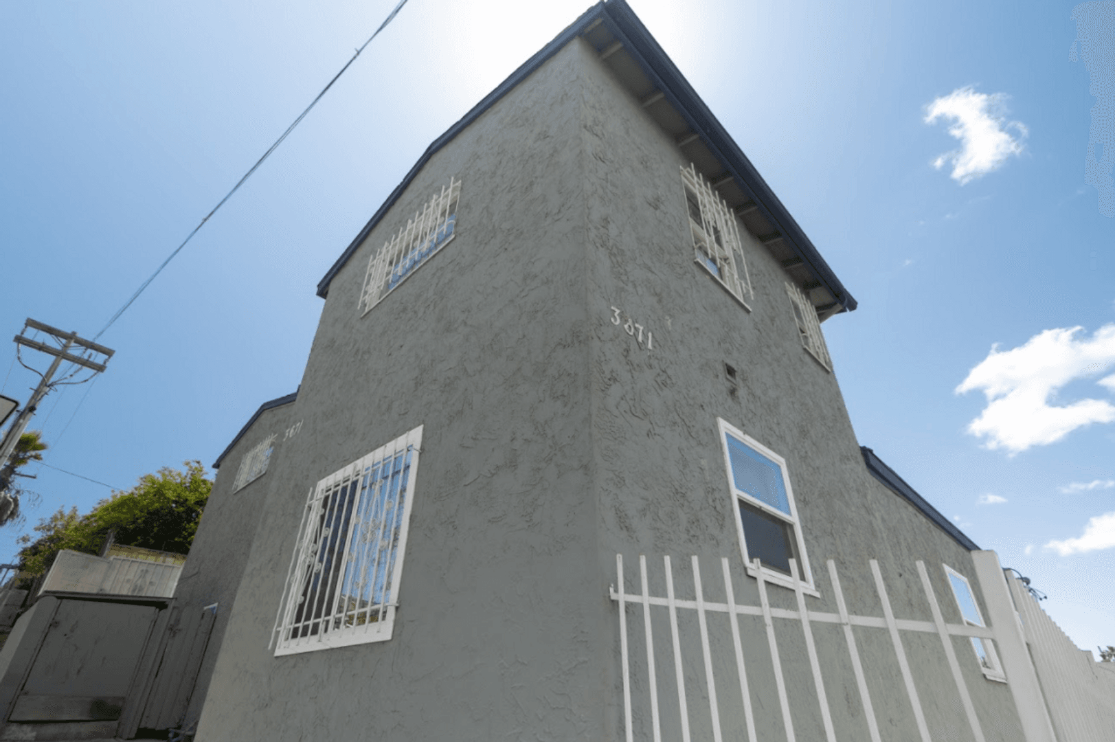 San Diego Apartment: 3671 Ocean View Boulevard