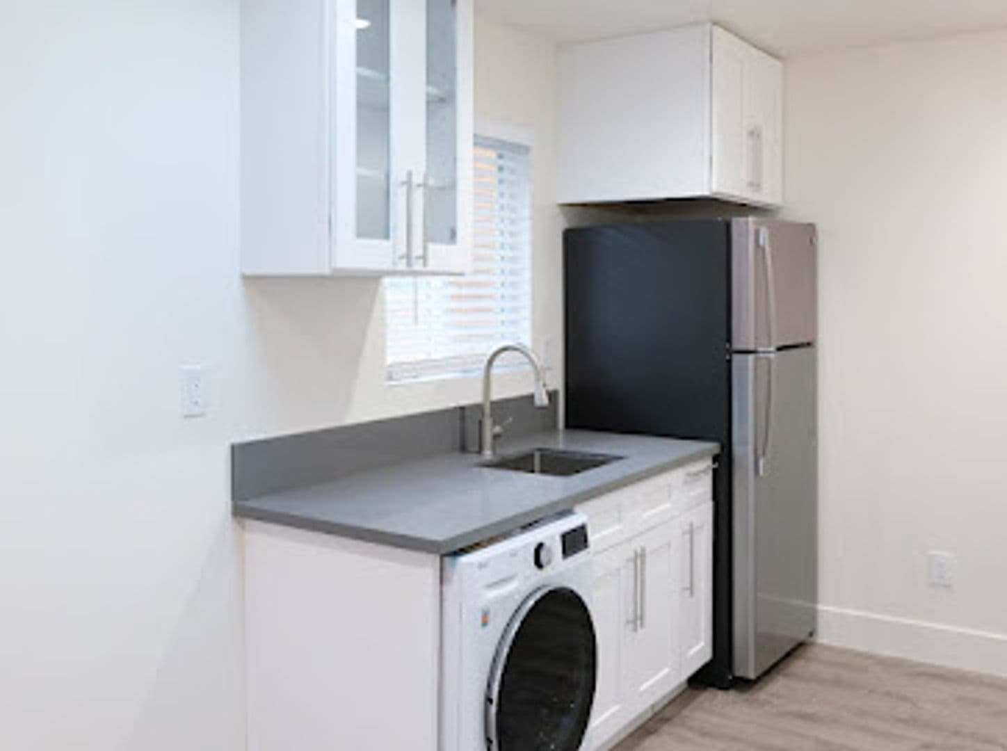 Oceanside Apartment: 1202 Missouri Avenue