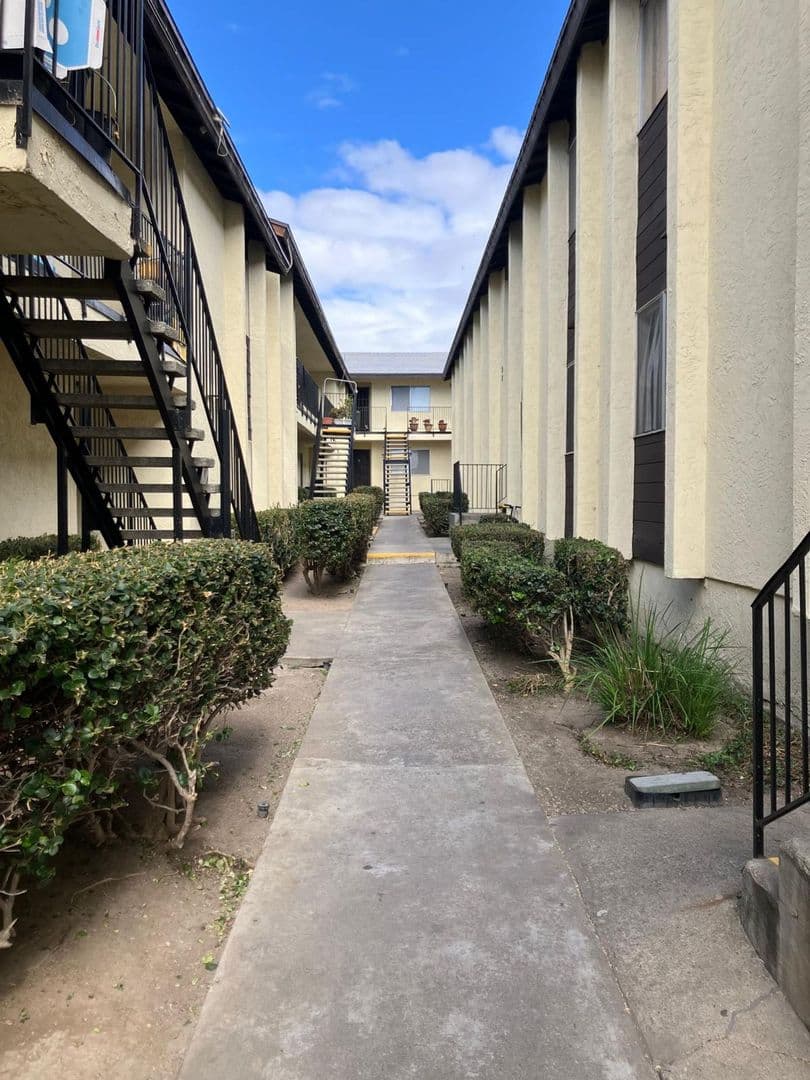 San Diego Apartment: 344 South Willie James Jones Avenue