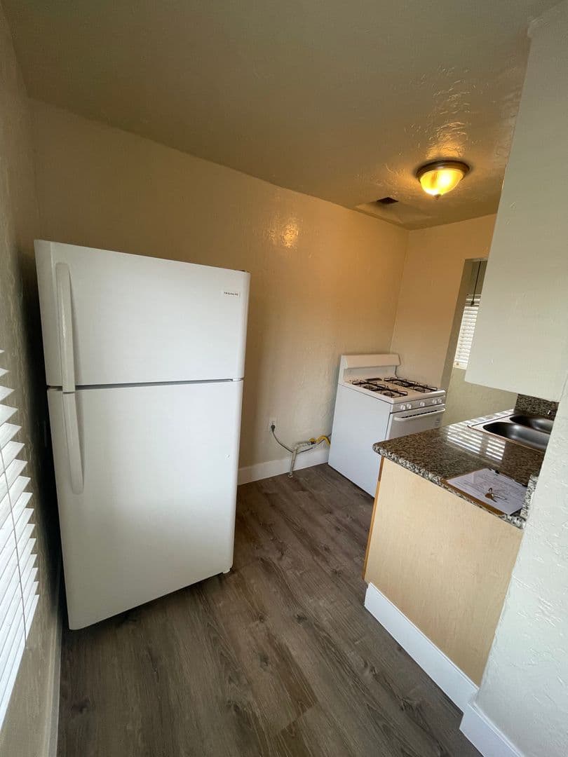 San Diego Apartment: 3671 Ocean View Boulevard