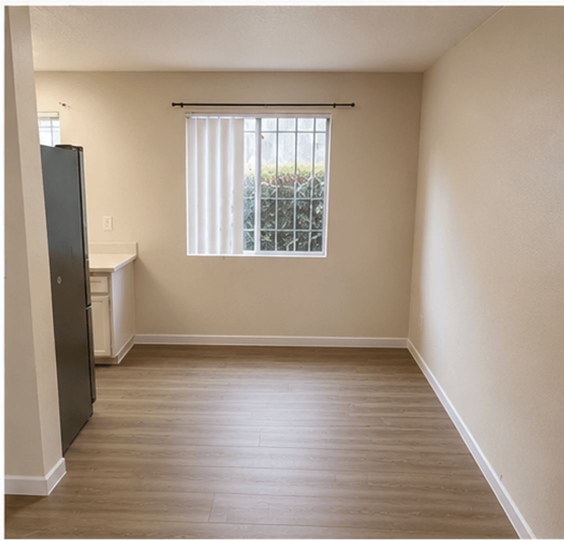San Diego Apartment: 344 South Willie James Jones Avenue