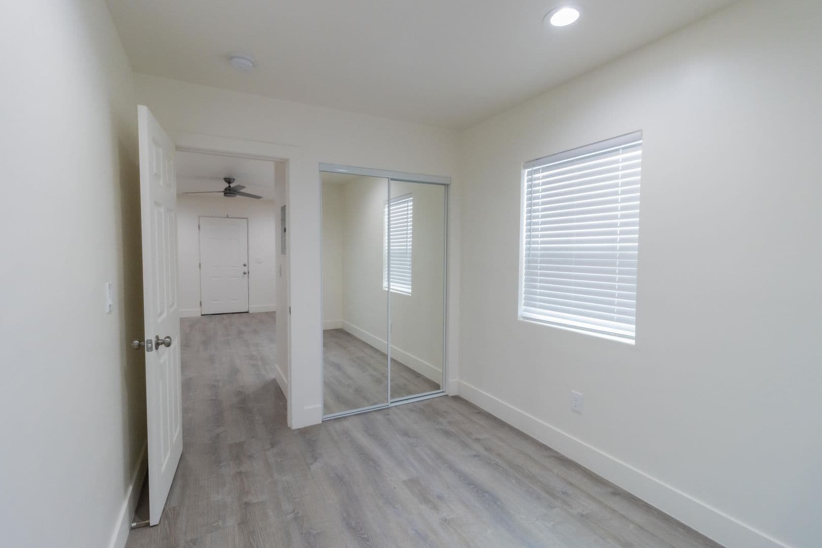 National City Apartment: 1425-1433 Highland Avenue
