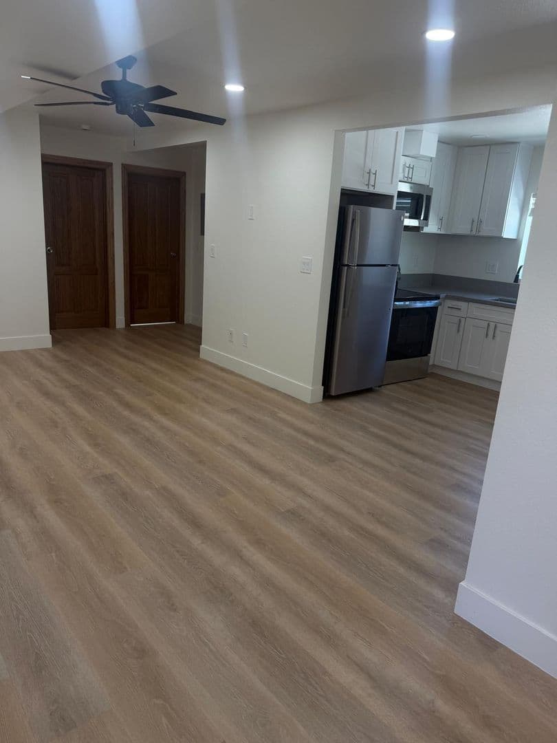 Oceanside Apartment: 419 Garfield Street