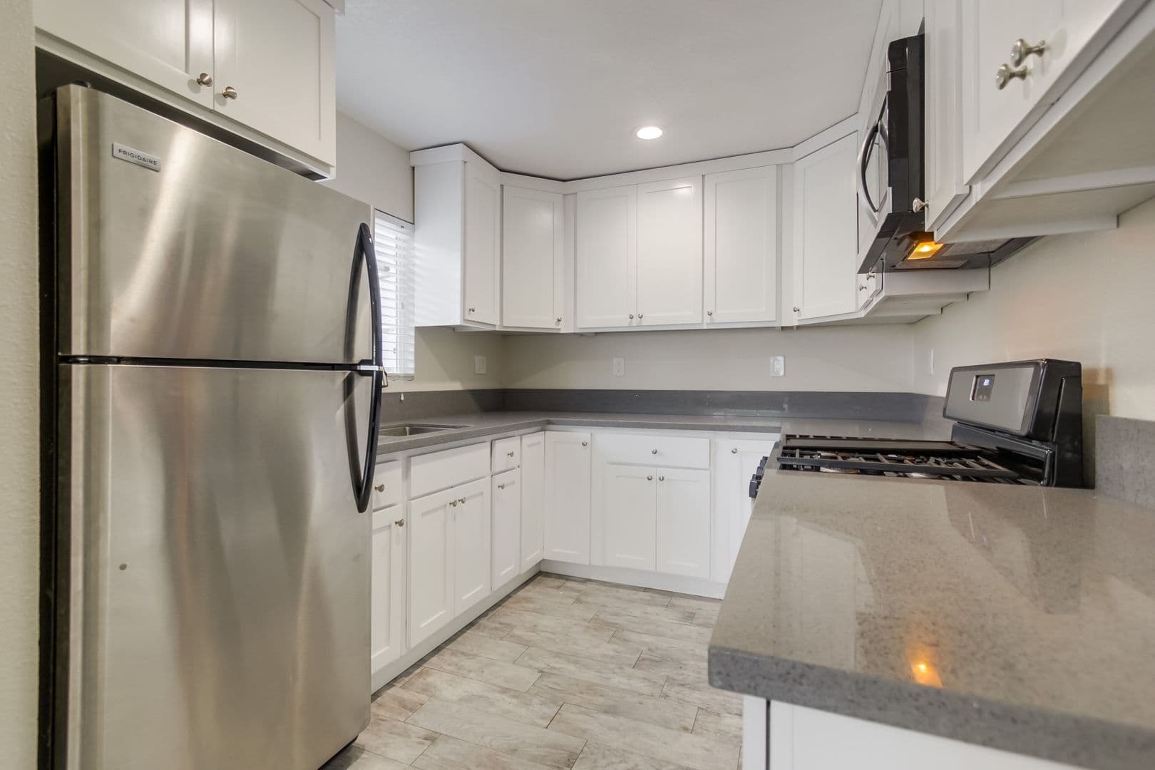 Oceanside Apartment: 1202 Missouri Avenue