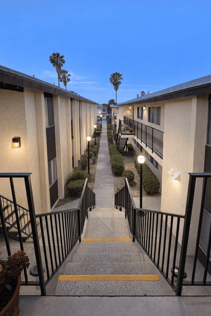 San Diego Apartment: 344 South Willie James Jones Avenue