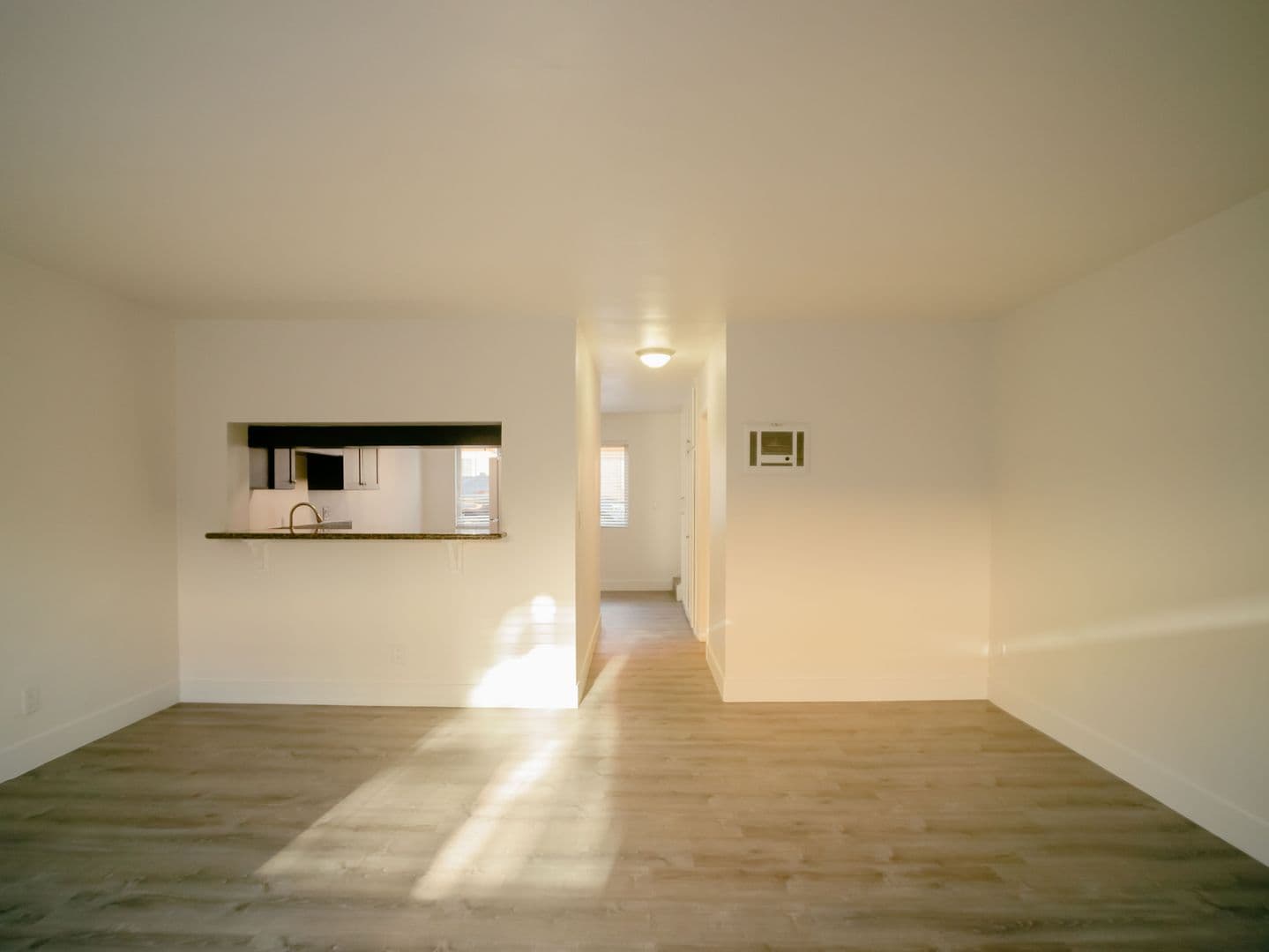 Chula Vista Apartment: 545 Park Way
