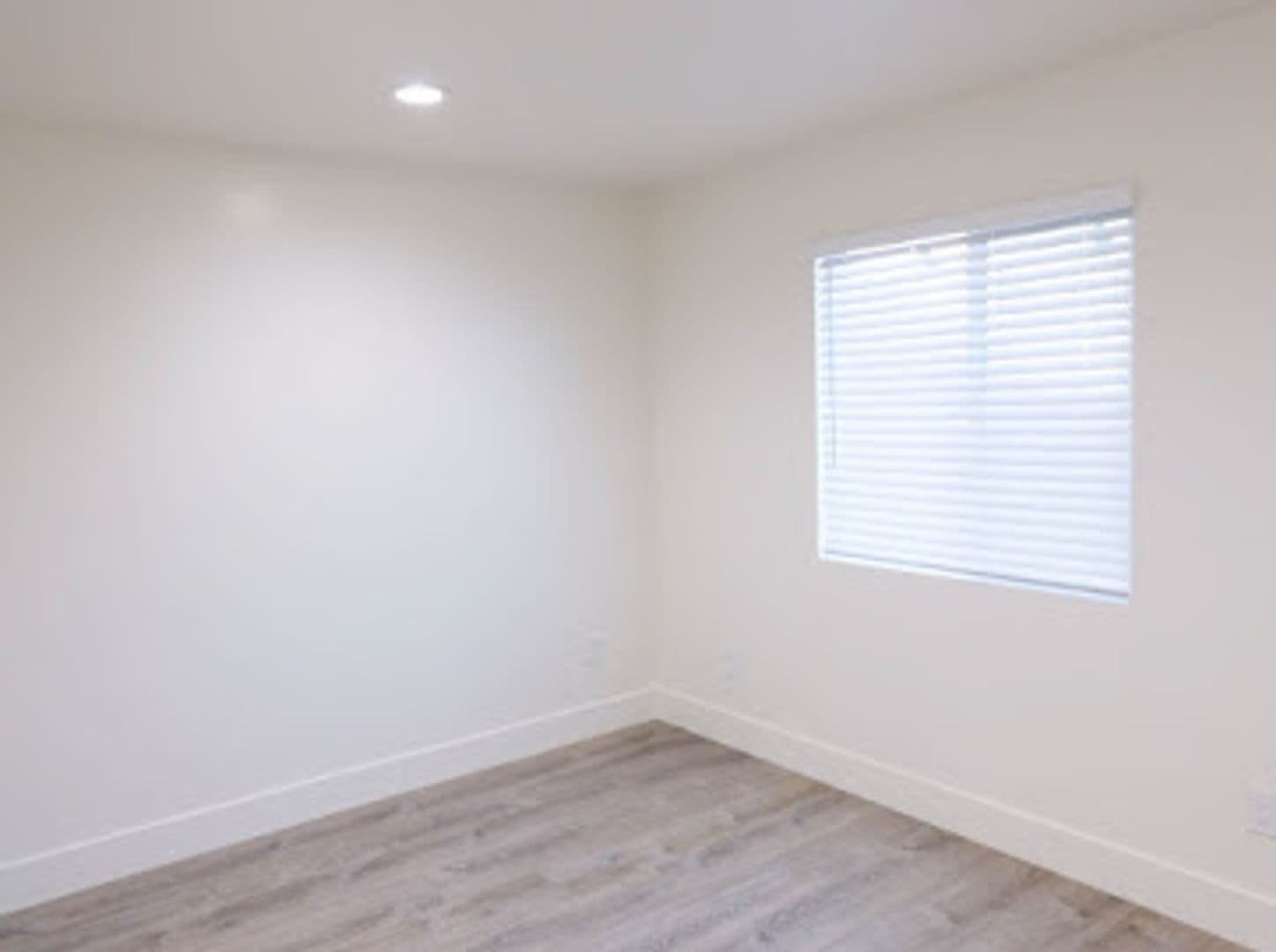 Oceanside Apartment: 1202 Missouri Avenue