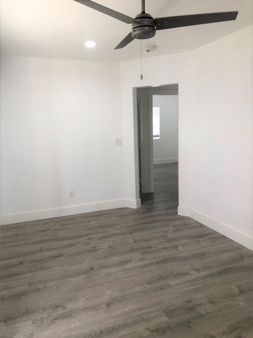 National City Apartment: 420 Q Ave
