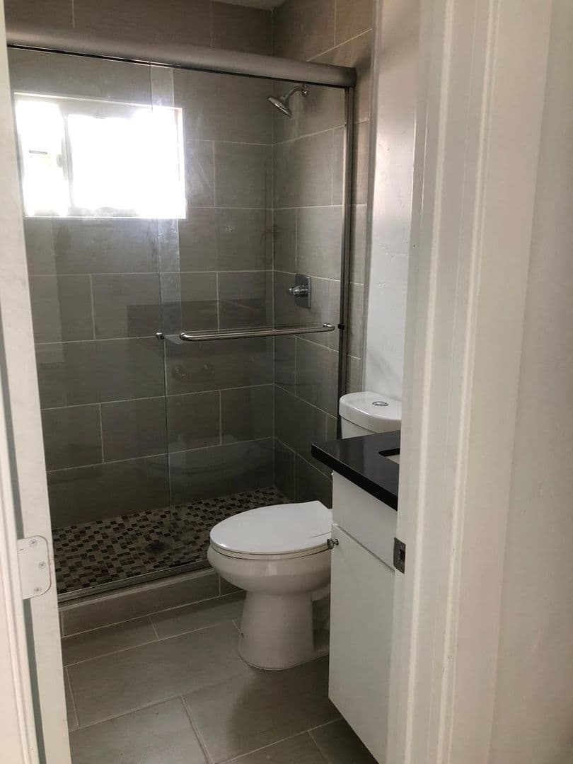 National City Apartment: 420 Q Ave