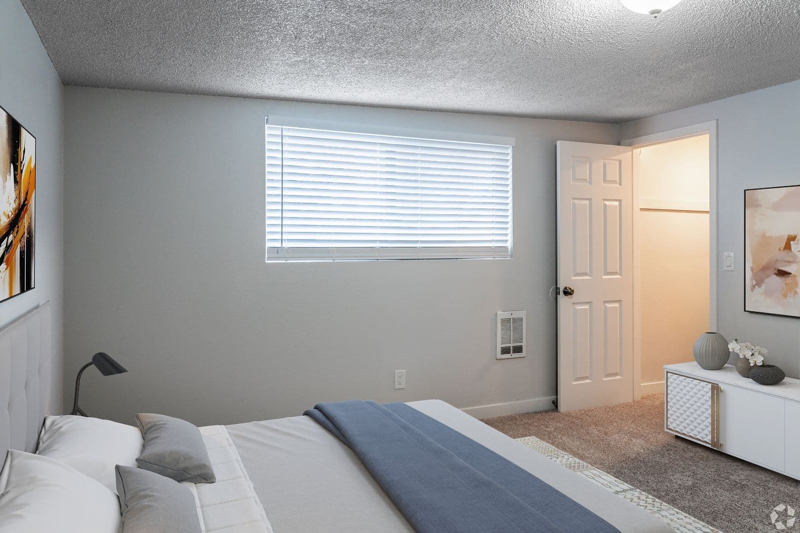 Vancouver Apartment: 1016 NE 86th St