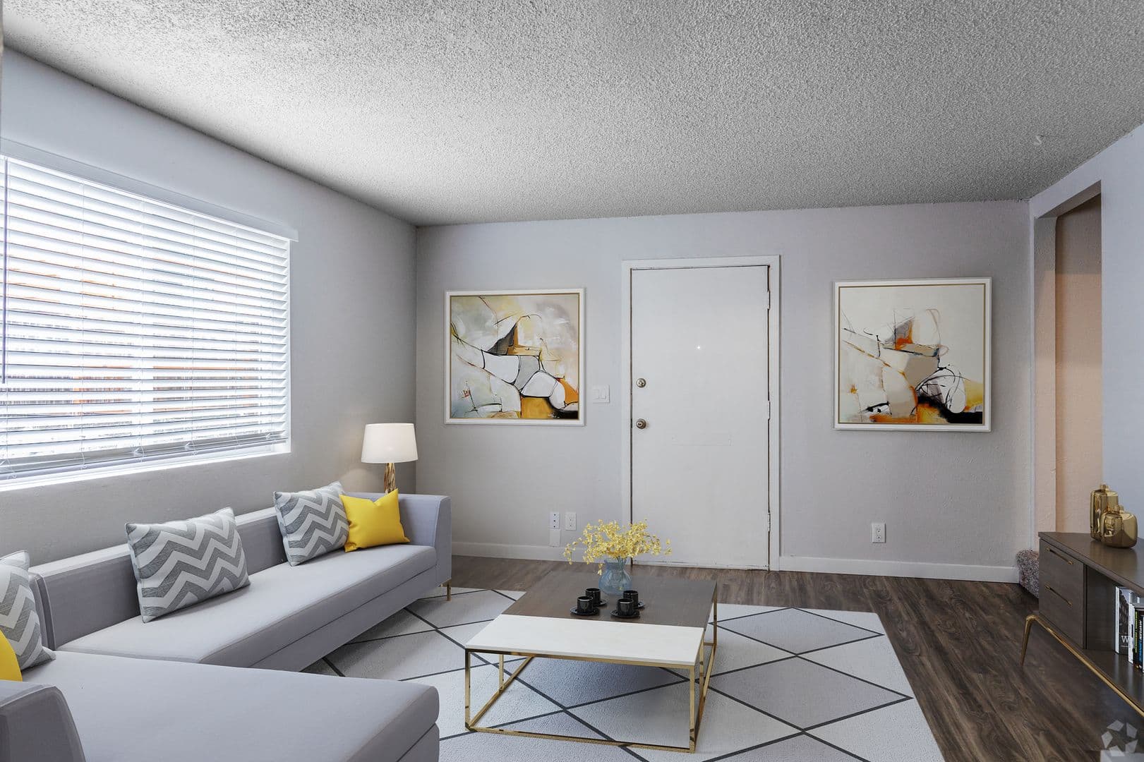 Vancouver Apartment: 1016 NE 86th St