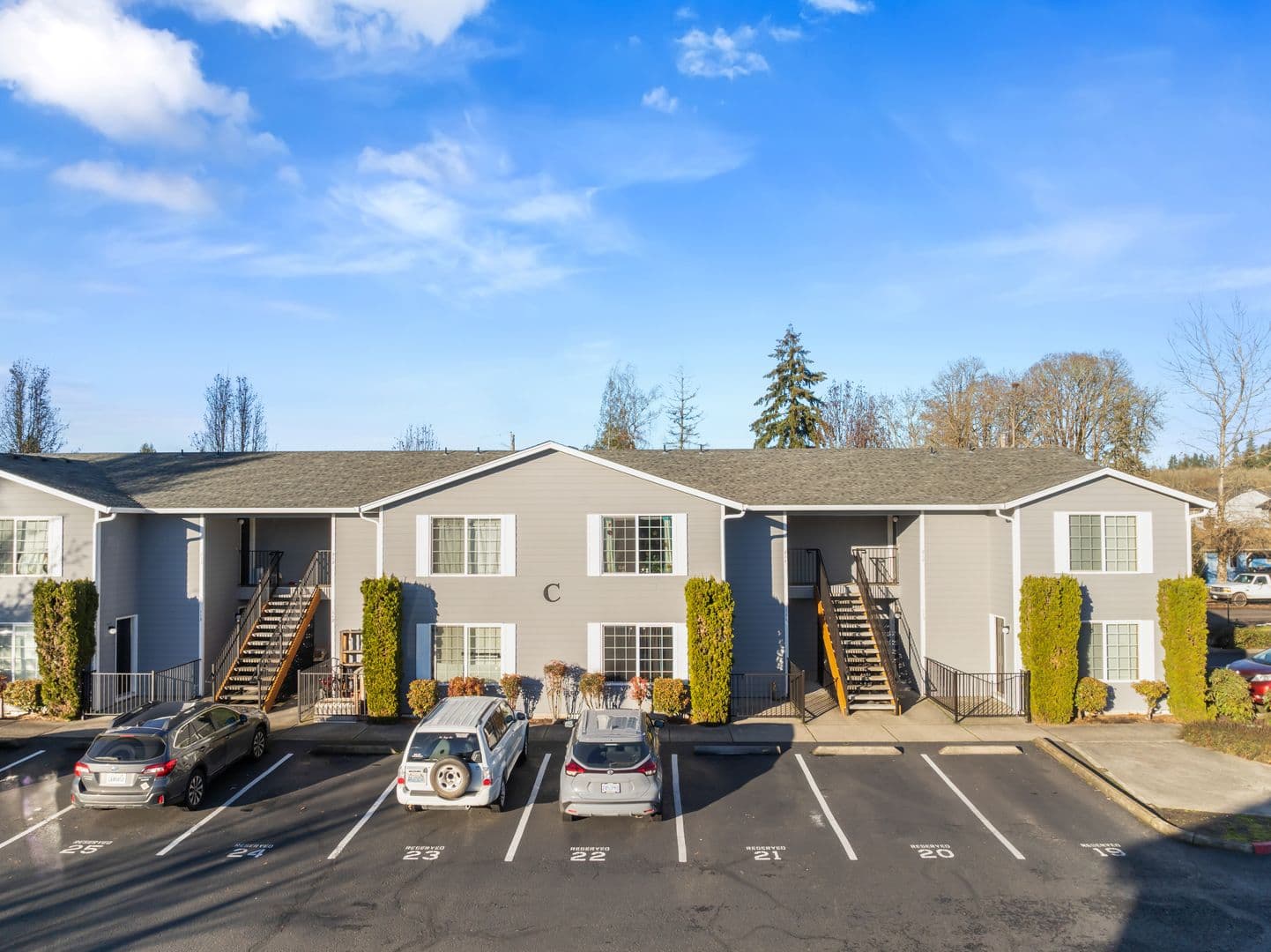 Battle Ground Apartment: 419 SE Clark Ave