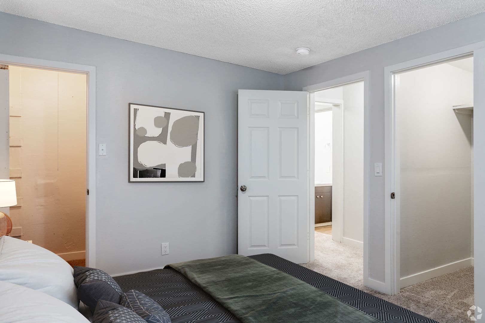 Vancouver Apartment: 1016 NE 86th St